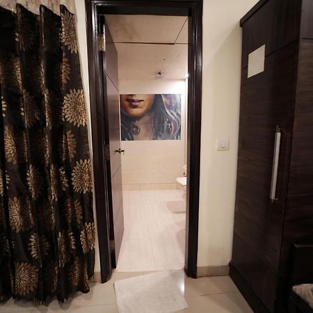 Hotel Stay Well Dx Új-Delhi Kültér fotó