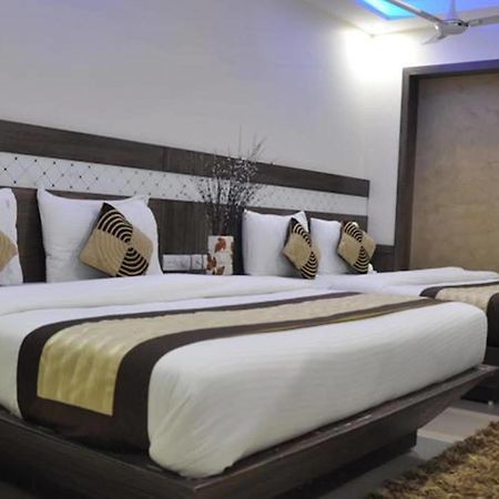 Hotel Stay Well Dx Új-Delhi Kültér fotó