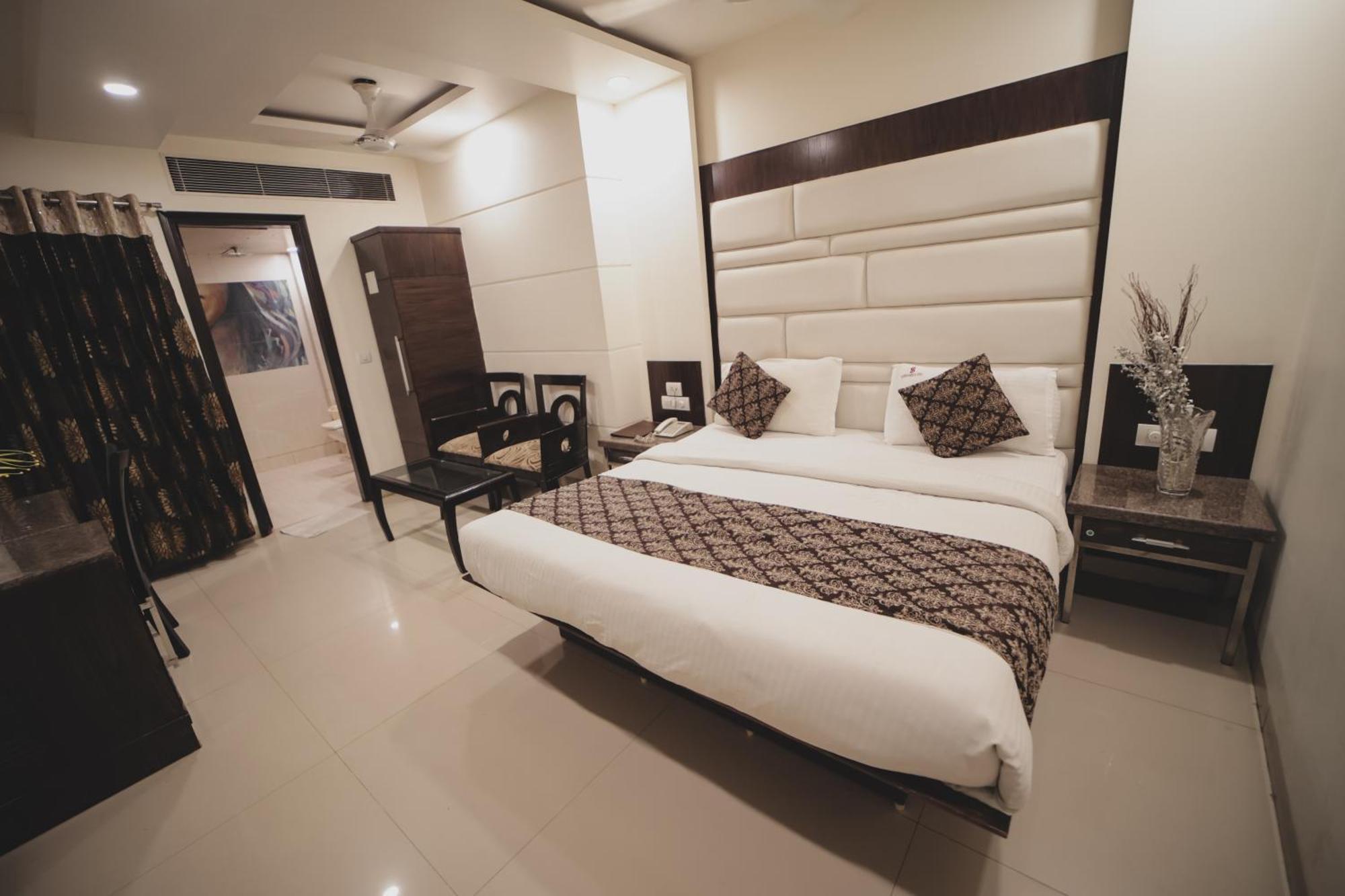 Hotel Stay Well Dx Új-Delhi Kültér fotó