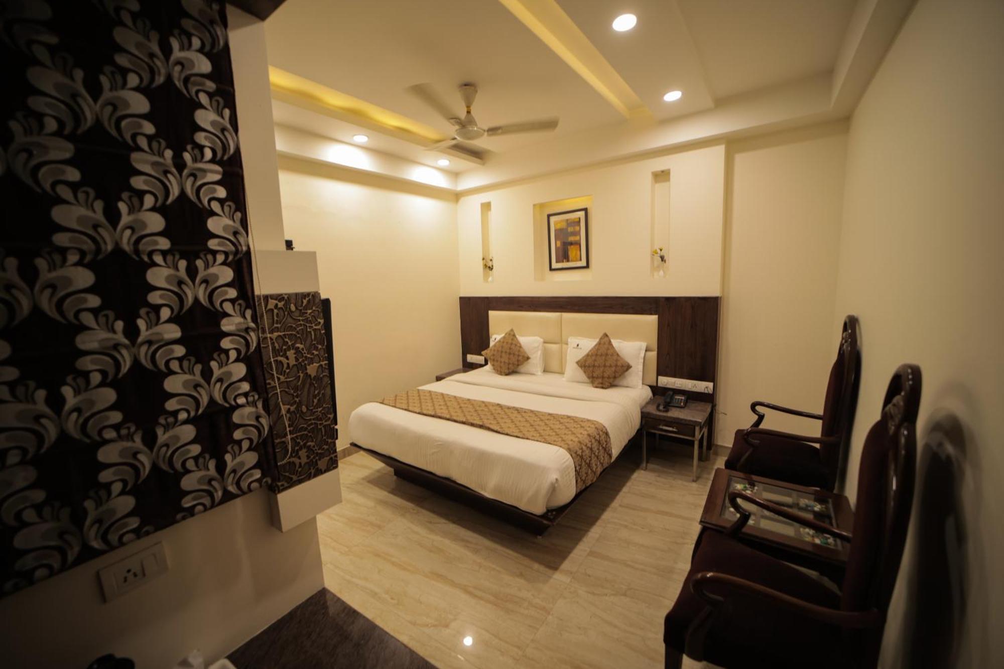 Hotel Stay Well Dx Új-Delhi Kültér fotó