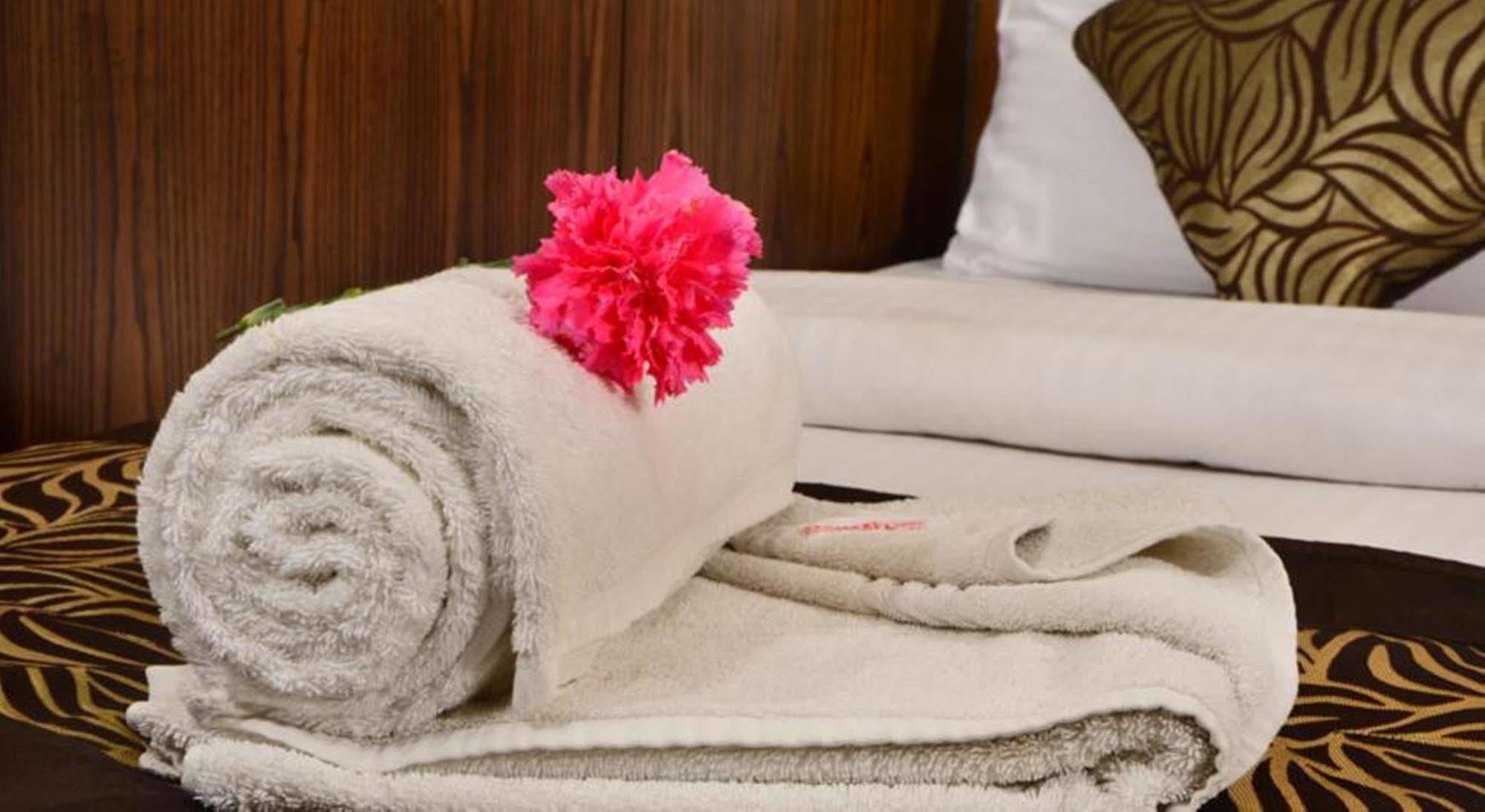 Hotel Stay Well Dx Új-Delhi Kültér fotó