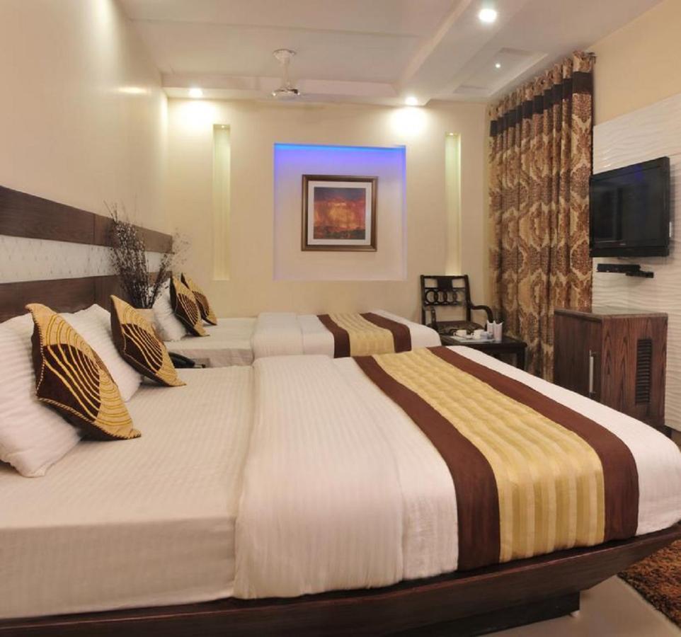 Hotel Stay Well Dx Új-Delhi Kültér fotó